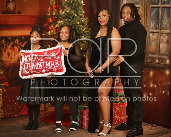 2024_Christmas_Kyerra Cooper-16