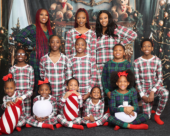 2024_Christmas_Shaniqua-22