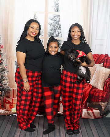 2024_Christmas_Alecya-2