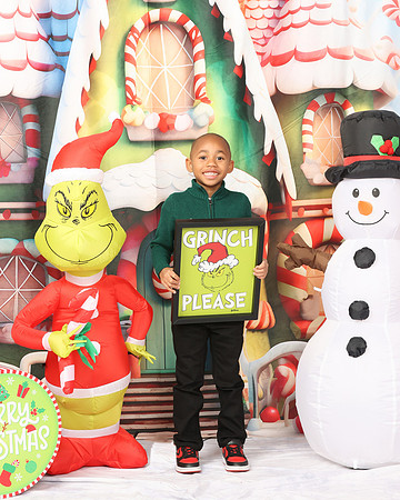 2024_Christmas_Griffins-2