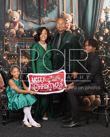 2024_Christmas_Tiffany-4