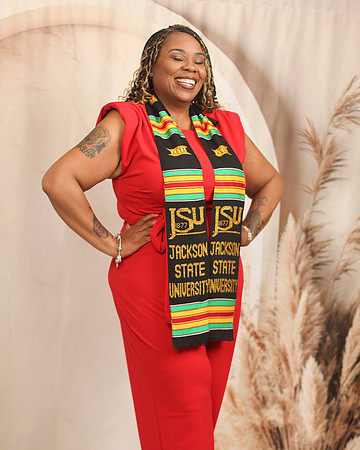 2025_Grad_AnnLewis-25