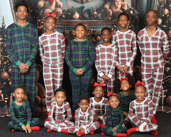 2024_Christmas_Shaniqua-28