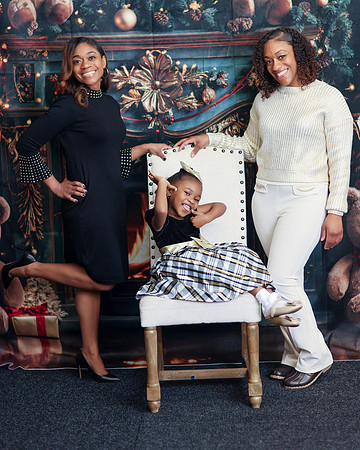 2024_Christmas_JasmineJ-44