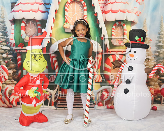 2024_Christmas_Tiffany-35
