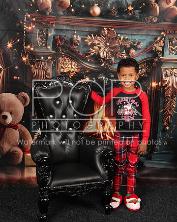 2024_Christmas_Kenda-3