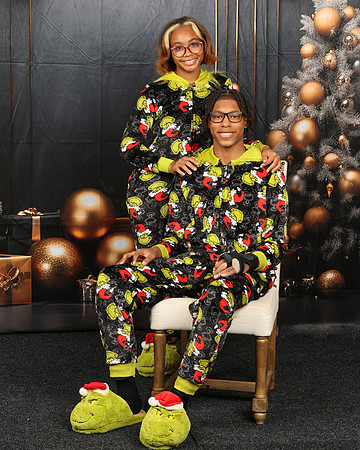 2024_Christmas_SamB-17