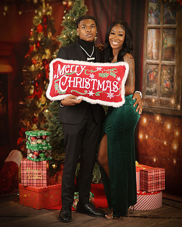 2024_Christmas_Zaniyah-39