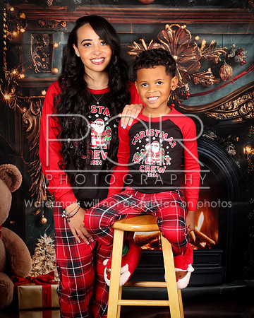 2024_Christmas_Kenda-11