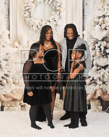 2024_Christmas_Kyerra Cooper-21