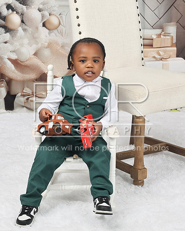 2024_Christmas_Jada Varnell-31