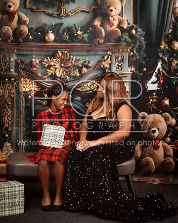 2024_Christmas_Chadonna-3