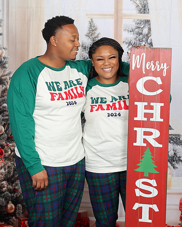 2024_Christmas_Keondra Mack-19