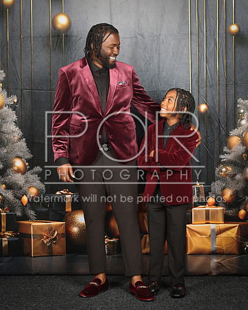 2024_Christmas_Erica-15