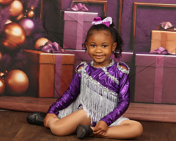 2024_Christmas_JasmineJ-53