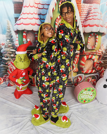 2024_Christmas_SamB-9