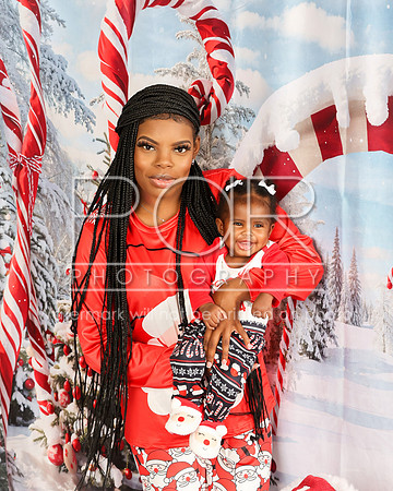 2024_Christmas_Brandi-31