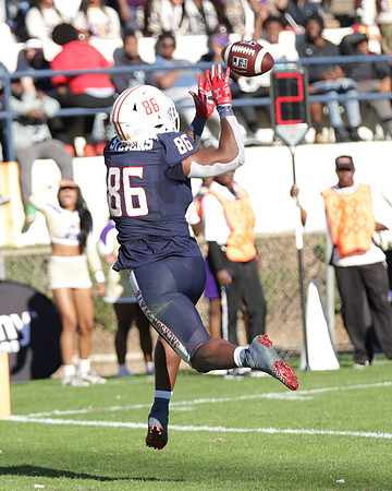 Tight End DJ Stevens catches a touchdown-1