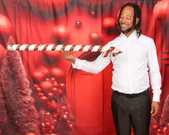2024_Christmas_Monifah-52