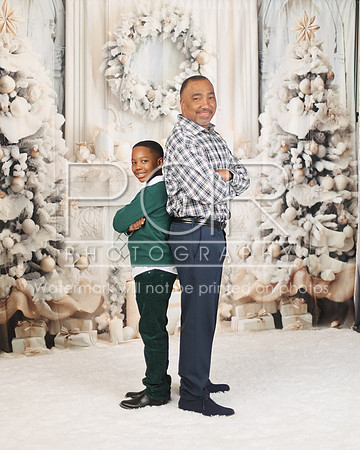 2024_Christmas_Latorica-25