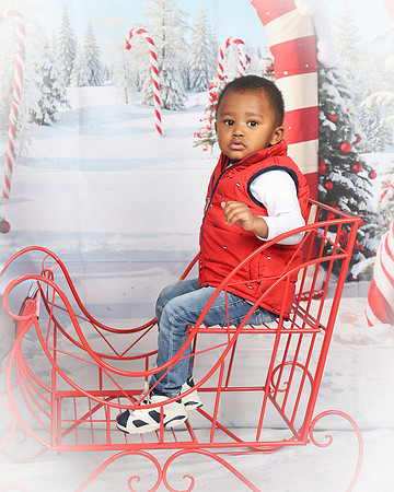 2024_Christmas_Kierra-2