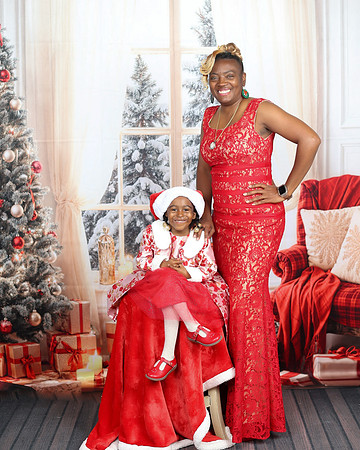 2024_Christmas_Victoria-20