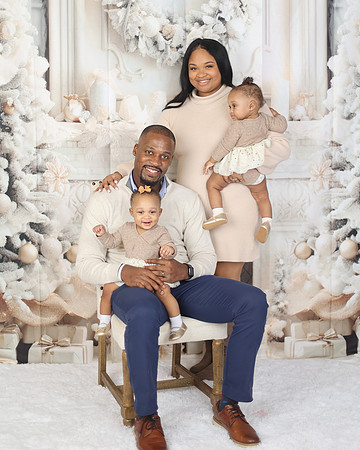 2024_Christmas_Barnes Family-11