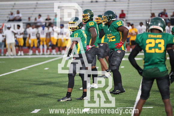 2024_Fball_VelmaJvsJimHill-44