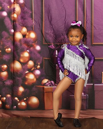 2024_Christmas_JasmineJ-51
