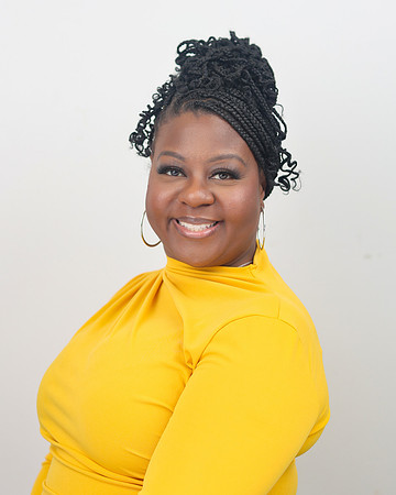 2024_Headshot_AprilH-5