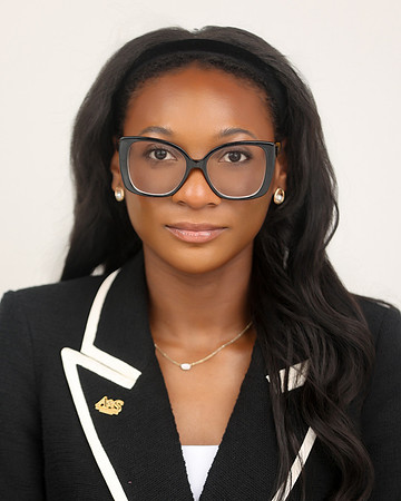 2025_Headshots_MaryCatherine-2