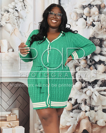 2024_Christmas_Jada Varnell-21