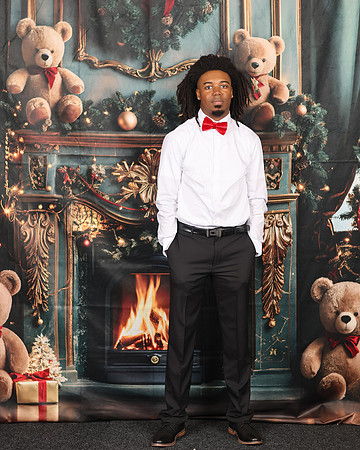 2024_Christmas_Kamorie-28