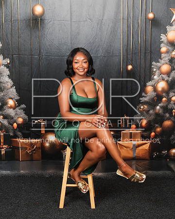 2024_Christmas_OQuinn-10