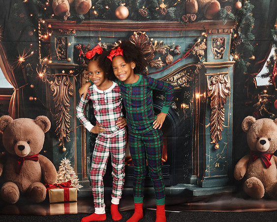2024_Christmas_Shaniqua-17