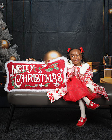 2024_Christmas_Victoria-4