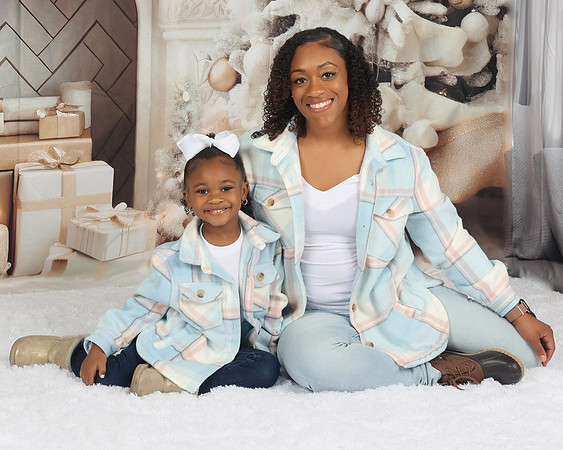 2024_Christmas_JasmineJ-11