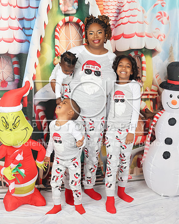 2024_Christmas_LaTashia-25