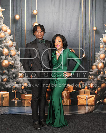 2024_Christmas_Tiffany-30