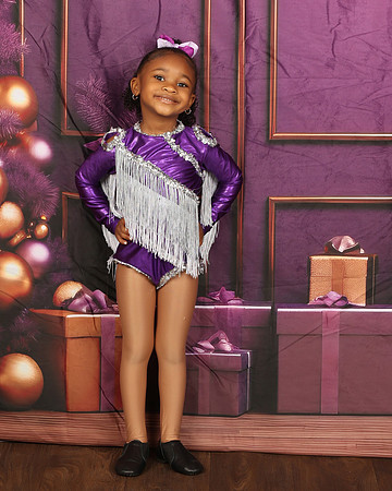 2024_Christmas_JasmineJ-47