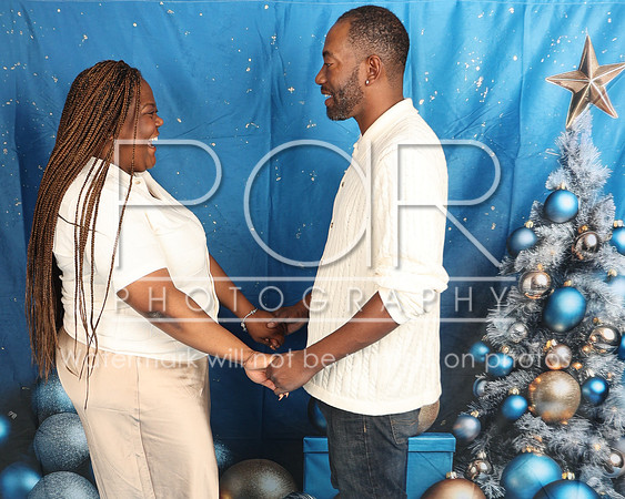 2024_Holiday_D_Kyles-36