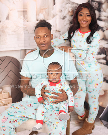 2024_Christmas_Aundriana-2