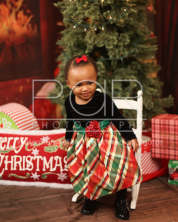 2024_Christmas_Corrine-17