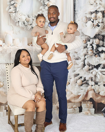 2024_Christmas_Barnes Family-8