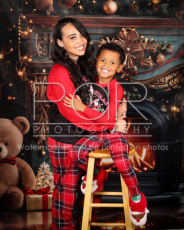 2024_Christmas_Kenda-14