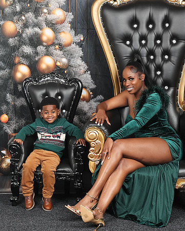 2024_Christmas_Keundra-4