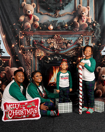 2024_Christmas_Keondra Mack-5