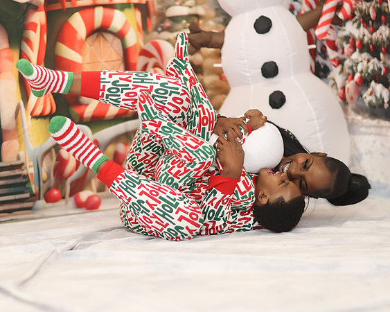 2024_Christmas_Keundra-44