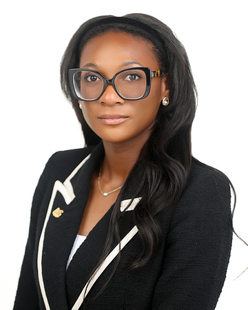 2025_Headshots_MaryCatherine-5