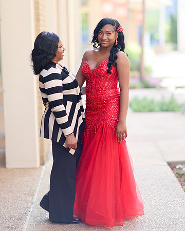 2025_Prom_ShaniahSis-45